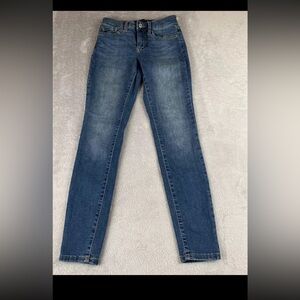 Banana Republic Petite medium wash blue denim skinny leg jeans size 00